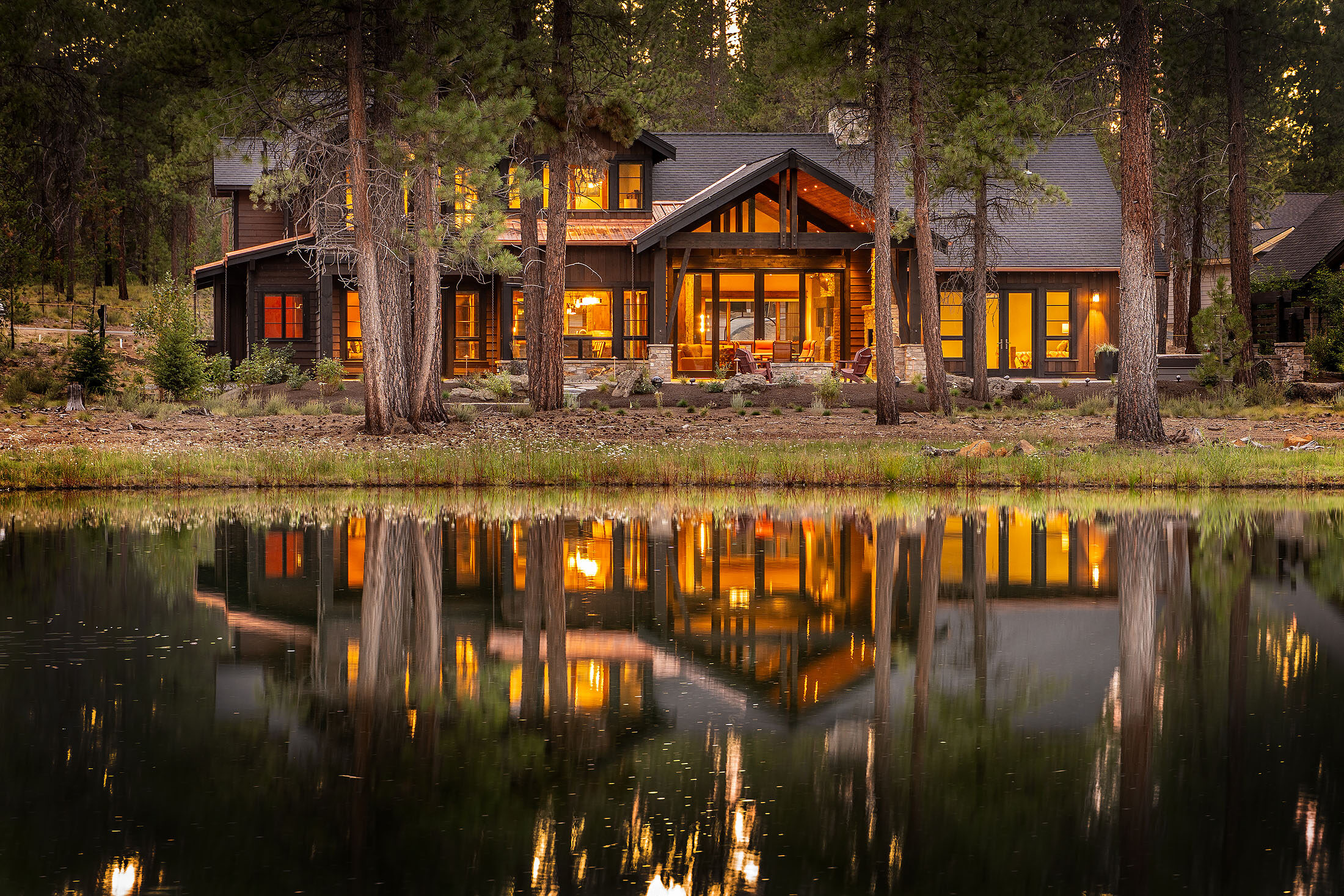 Sunrise-built Northwest contemporary Best of Show home at Caldera Springs, Sunriver, Oregon