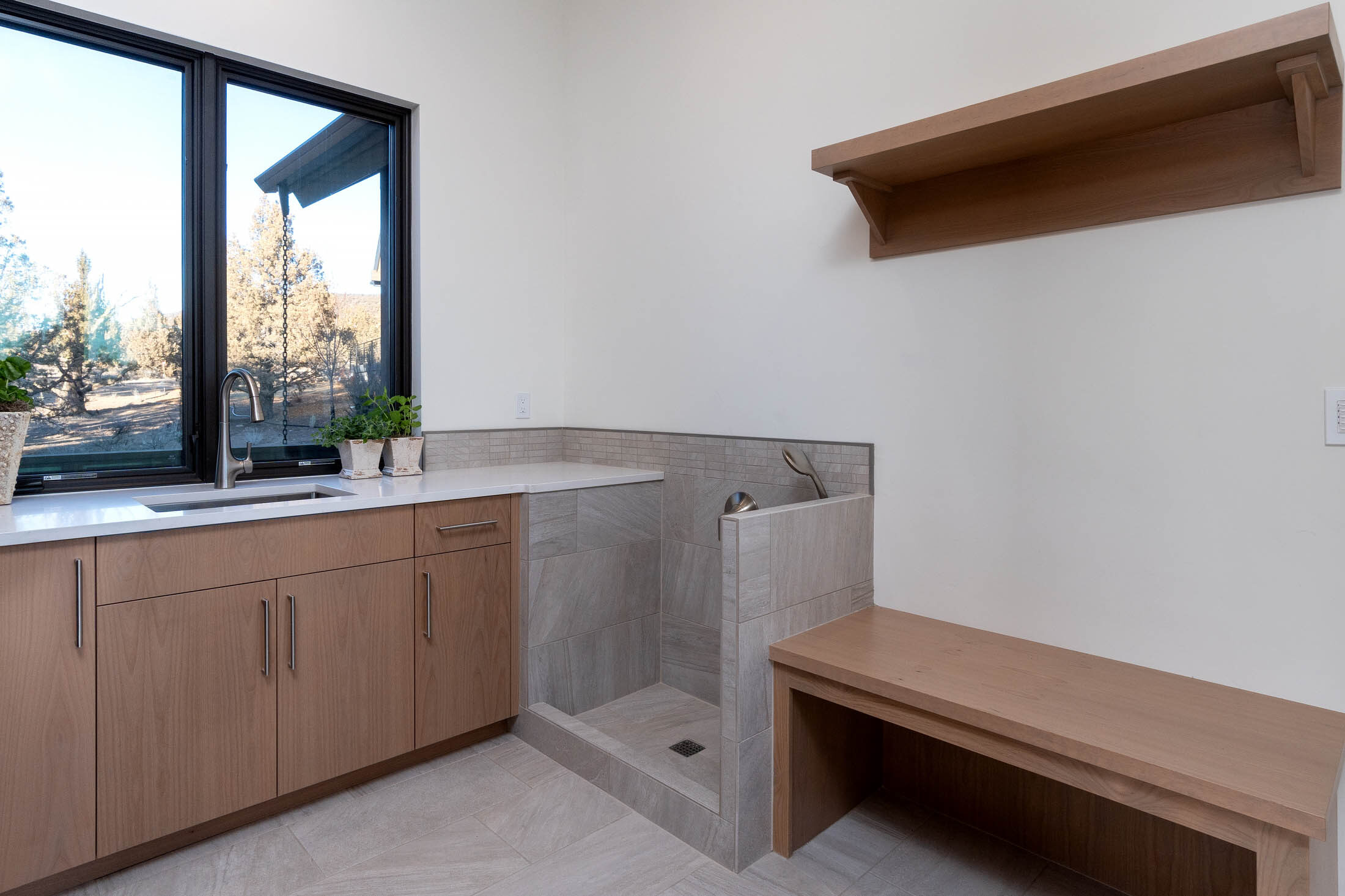 Starview custom mudroom with built-in bench, Brasada Ranch